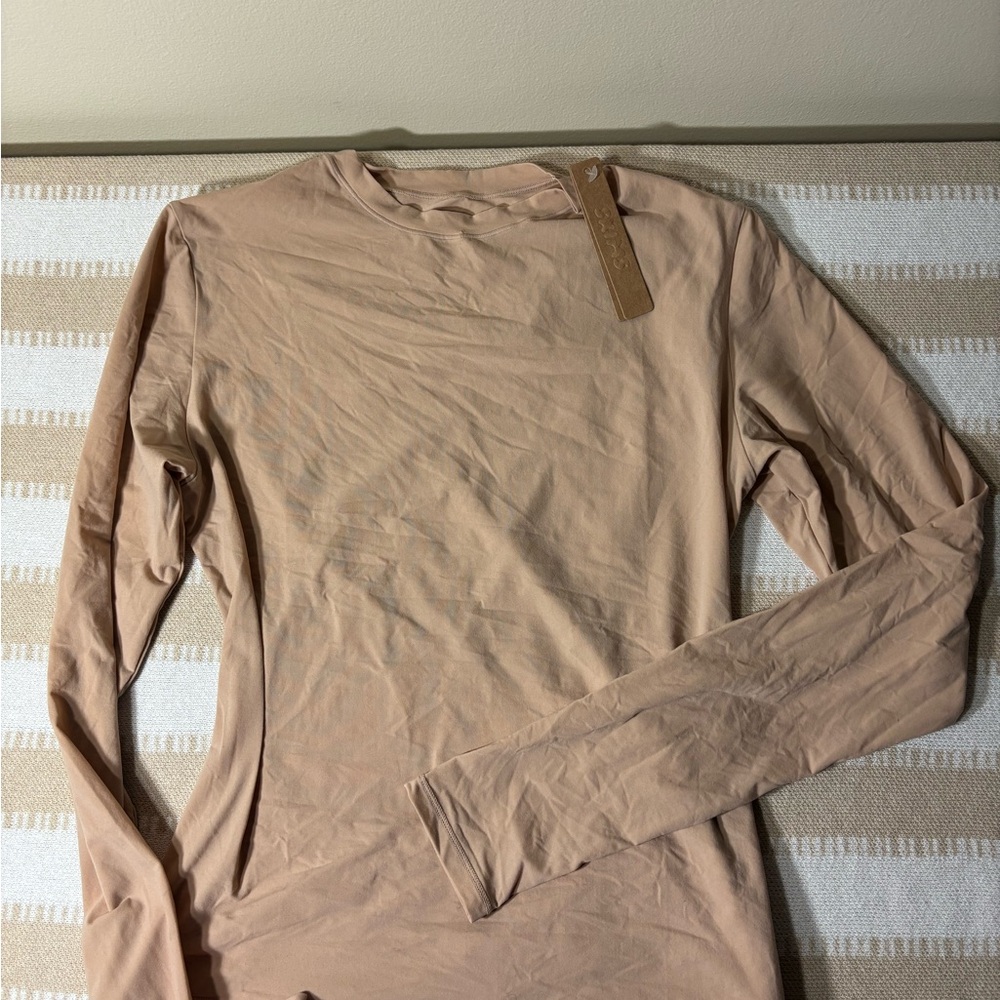 SKIMS Tan Fitted Long Sleeve Tee